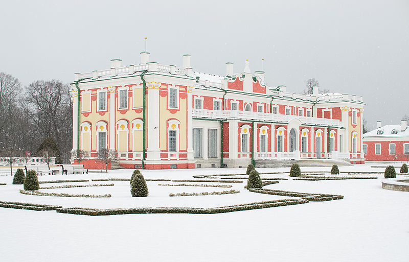 Where the Tsar used to summer (Kadriorg Palace) (photo by Rutake)